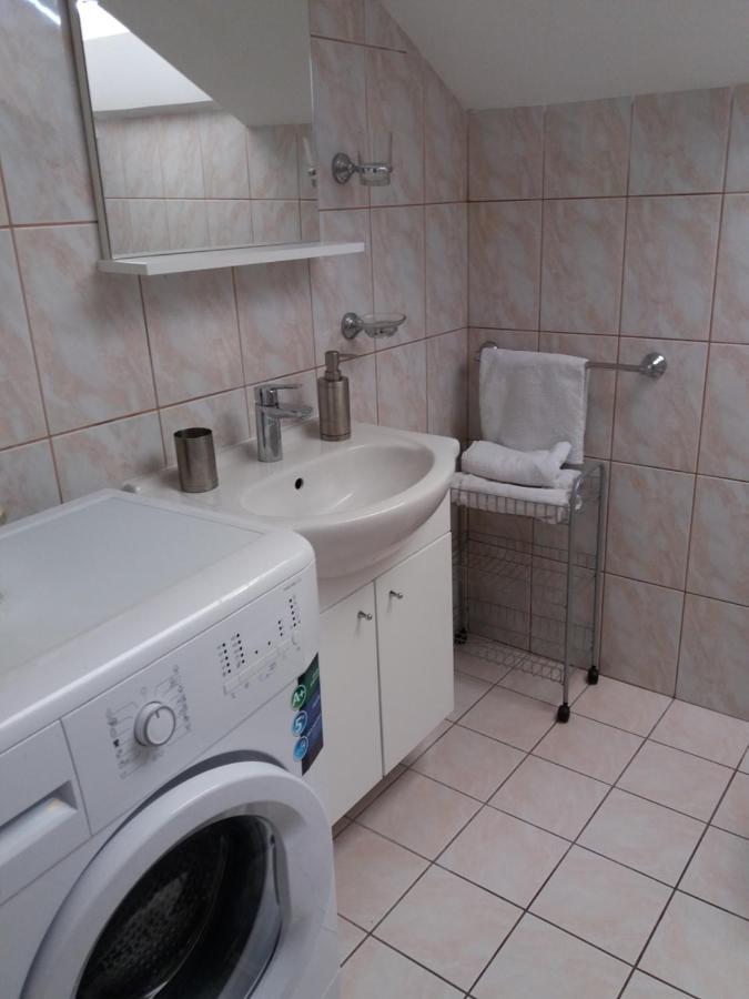 Apartmani Lana Brodarica  Esterno foto