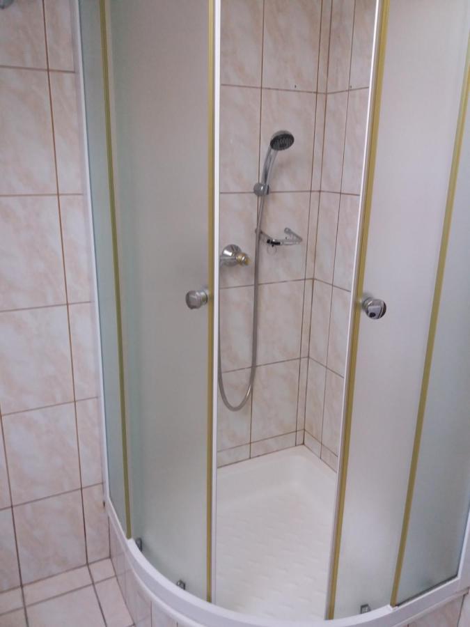 Apartmani Lana Brodarica  Esterno foto