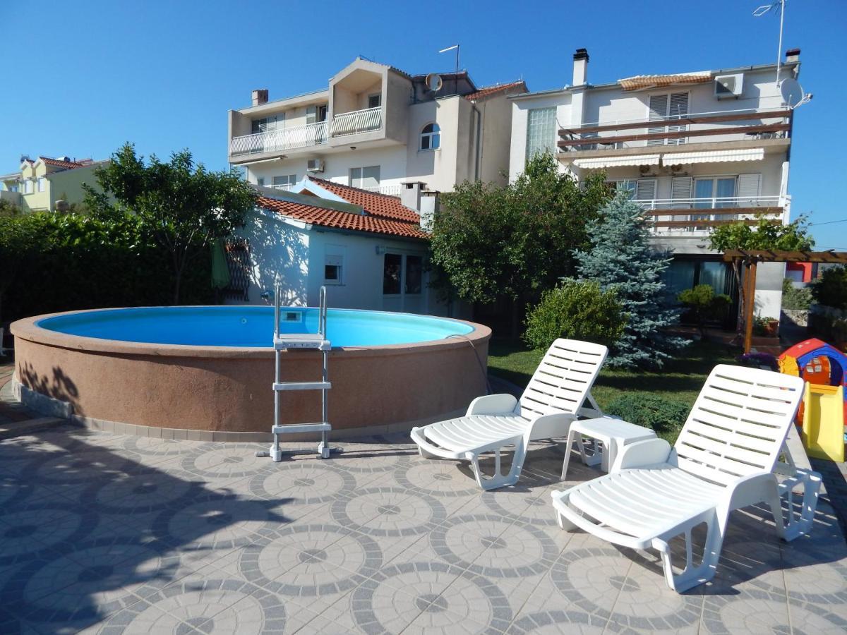 Apartmani Lana Brodarica  Esterno foto