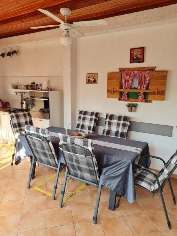 Apartmani Lana Brodarica  Esterno foto